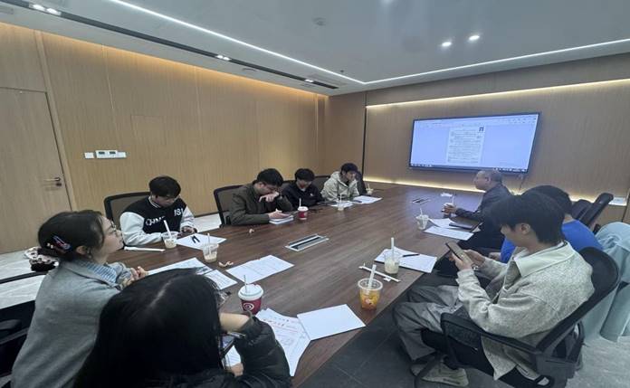 4e6b042b8fb249d990a626cf4a99cad9